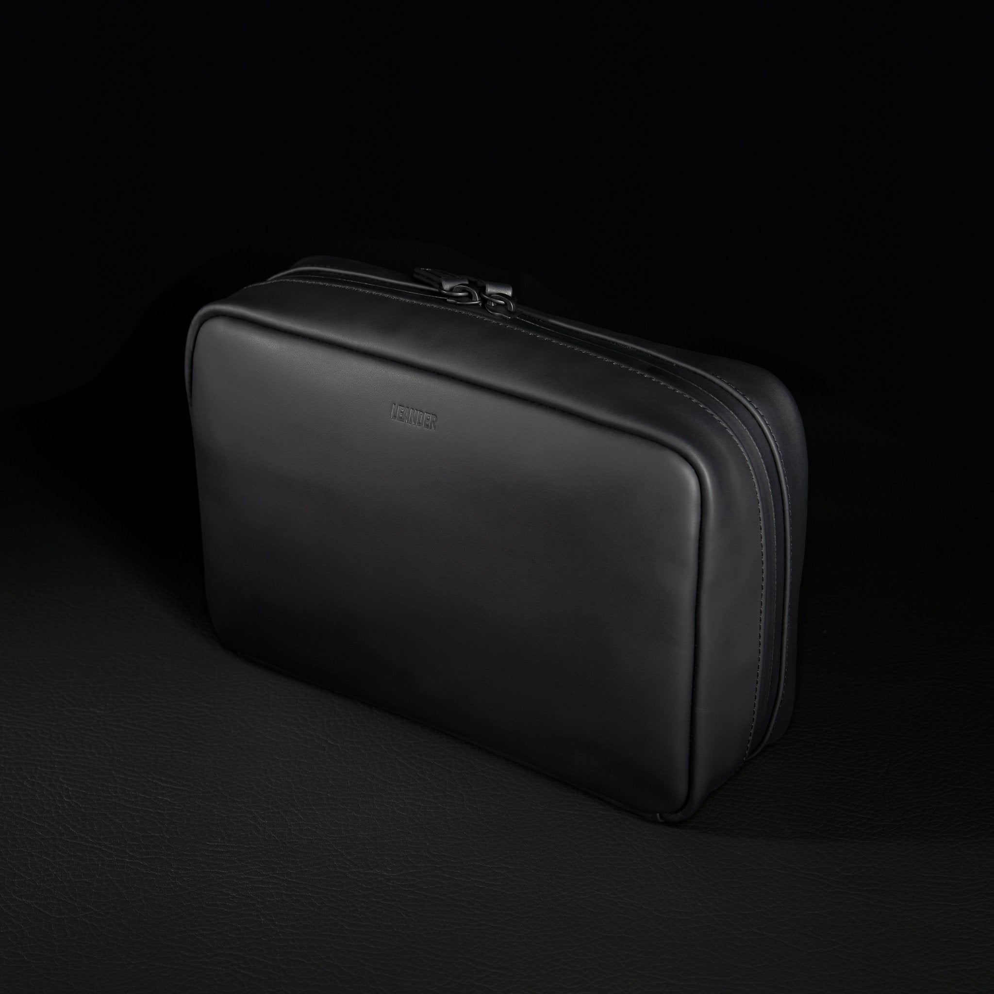 Everyday Professional - Dopp & Tech Kit - Leander