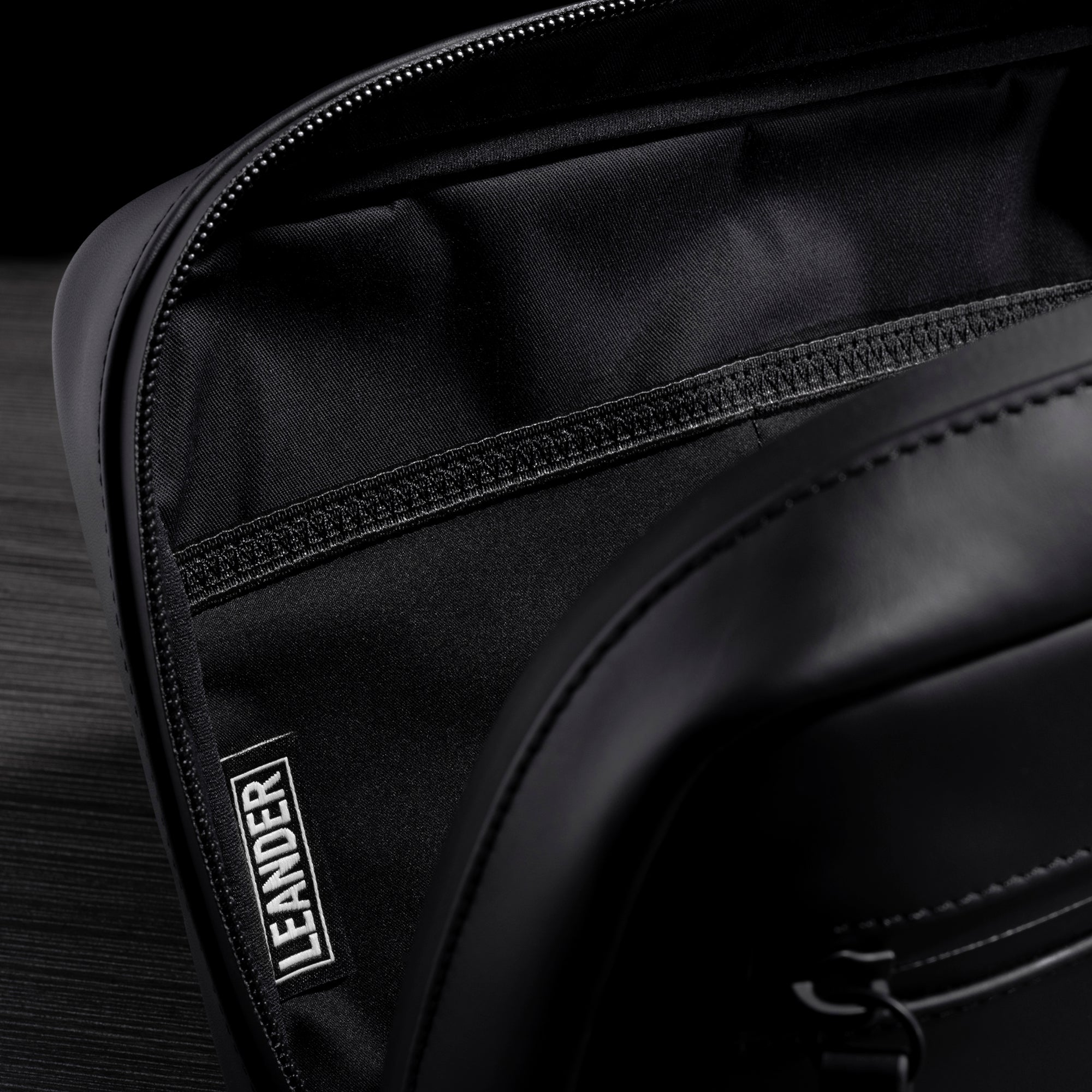 Everyday Professional - Dopp & Tech Kit - Leander