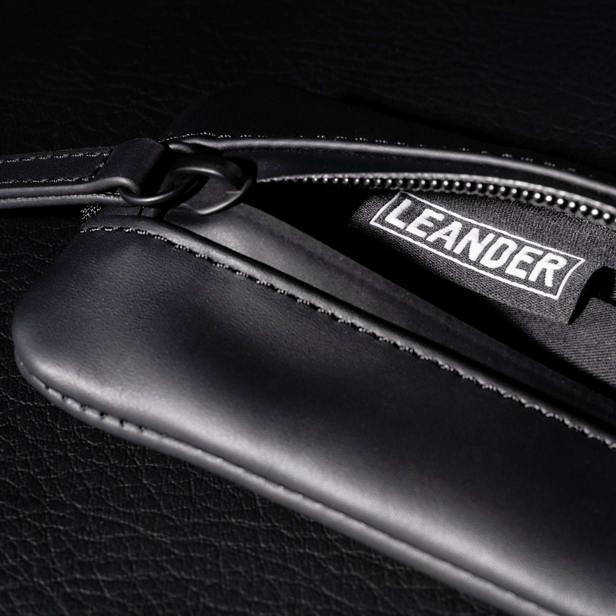 Everyday Professional - Flat Pack - Leander