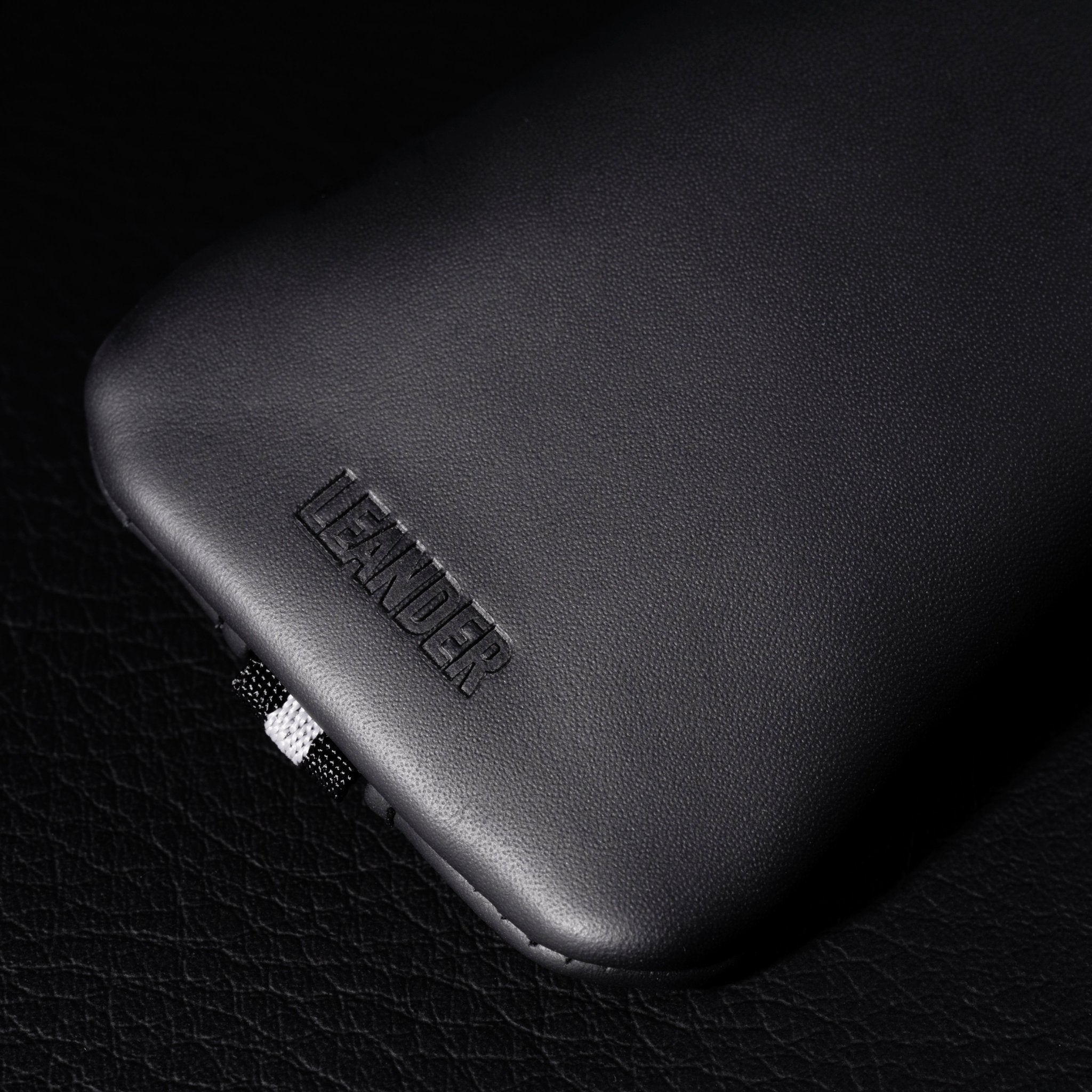 Everyday Professional - Flat Pack - Leander