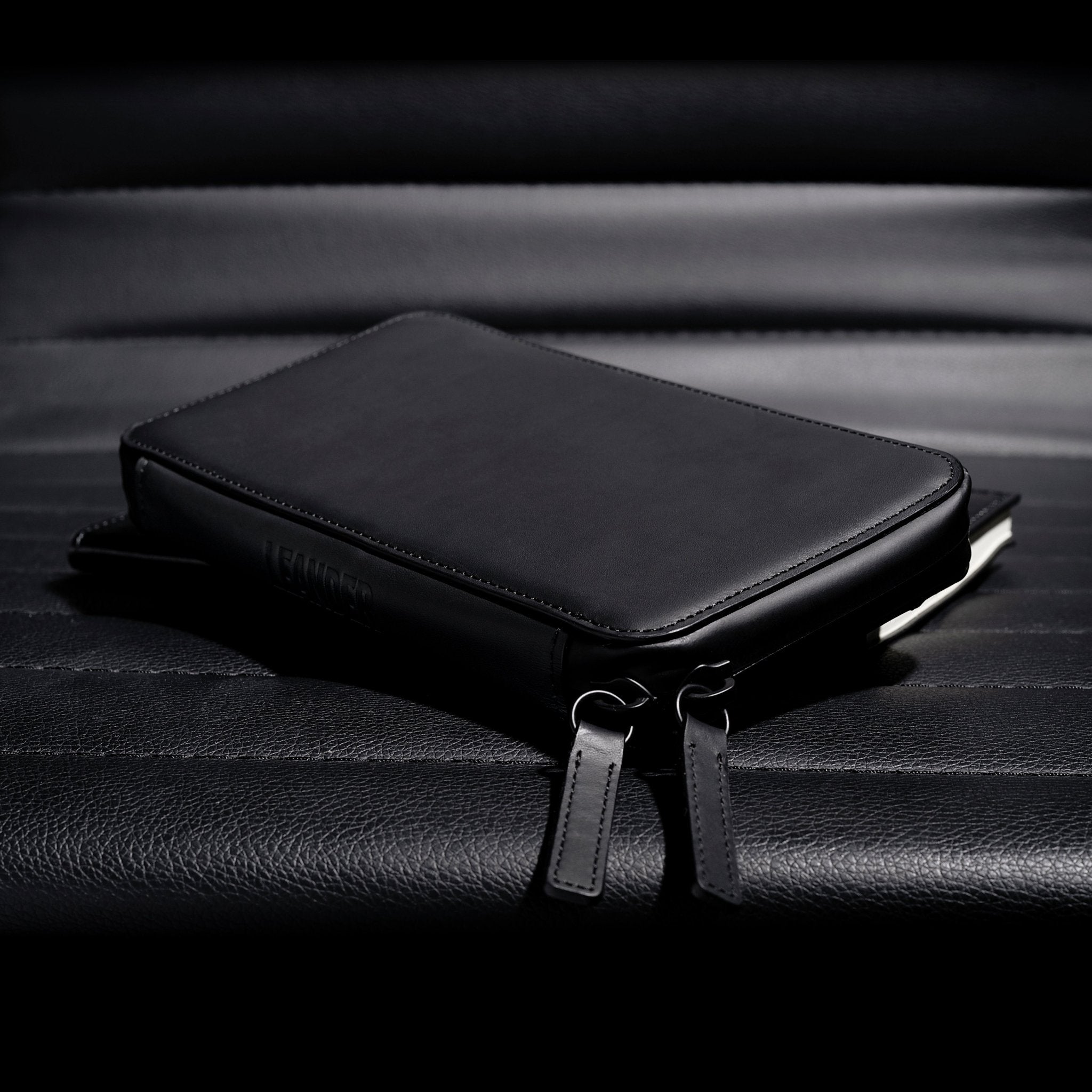 Everyday Professional - Travel Folio - Leander